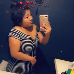 Meet your Posher, Alexis